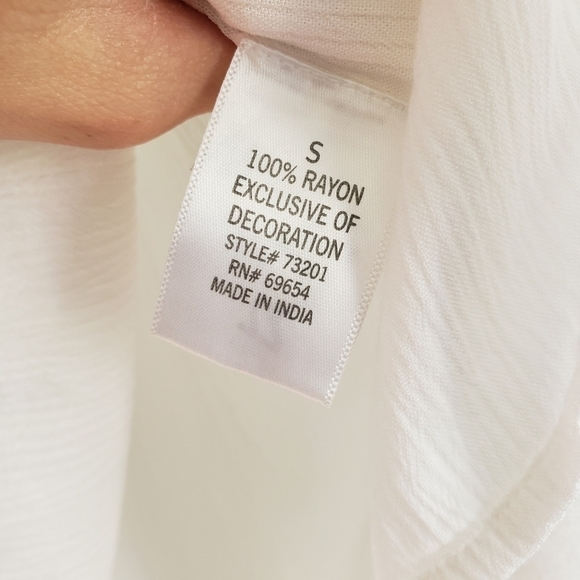 Francesca’s Swim Cover Up Embroidered White Tunic - Picture 7 of 8